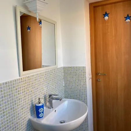 Via Sassari شقة *